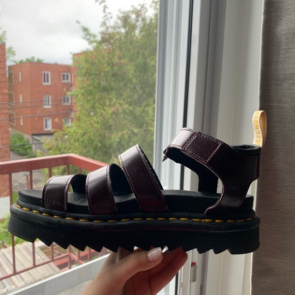 Dr. Martens Shoes - Doc Martens sandals